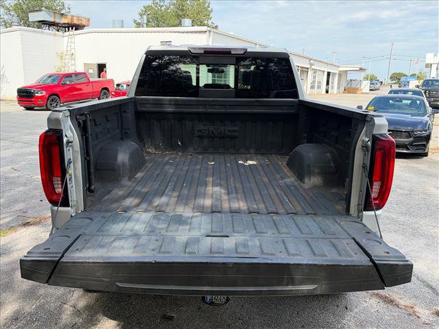 Used 2020 GMC Sierra 1500 SLT w/ SLT Premium Package AWD/4WD image 11