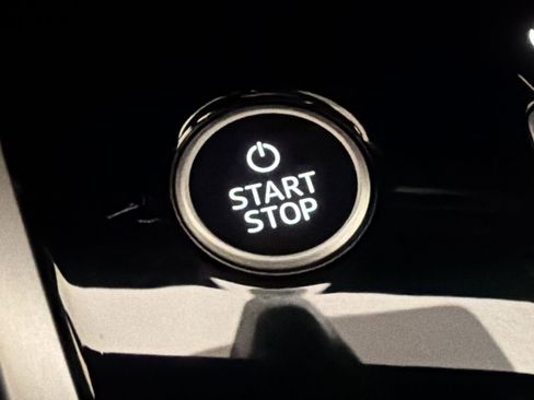 Used 2023 Audi Q4 e-tron Premium Plus w/ Premium Plus image 24