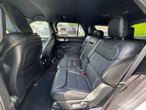 Used 2020 Ford Explorer ST w/ Premium Technology Package AWD/4WD image 5