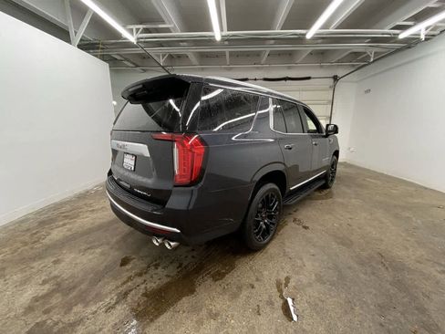 Used 2024 GMC Yukon Denali w/ Advanced Technology Package image 6