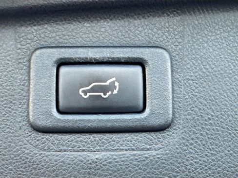 Used 2019 Subaru Outback 3.6R Touring w/ Popular Package #3A image 34