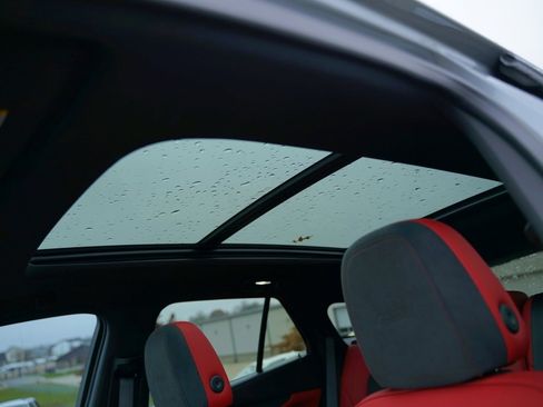 Used 2024 Chevrolet Blazer EV RS image 23