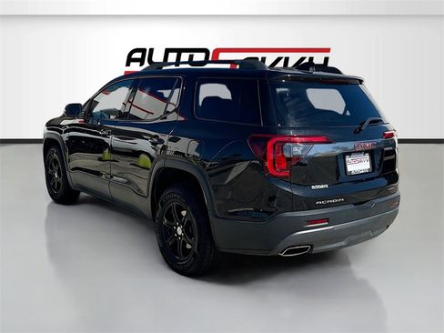 Used 2022 GMC Acadia AT4 w/ Technology Package image 5