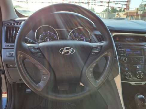 Used 2014 Hyundai Sonata GLS image 10