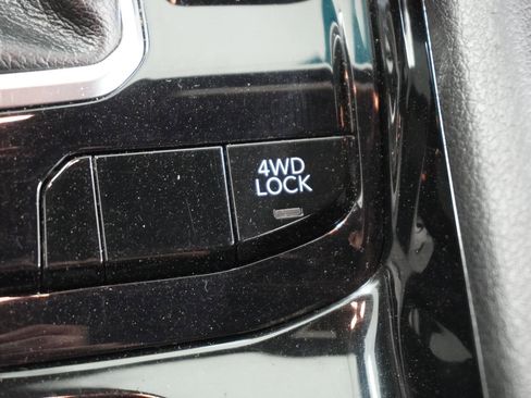 Used 2022 Jeep Compass Latitude AWD/4WD image 30