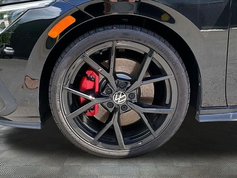 Used 2024 Volkswagen GTI SE FWD image 28