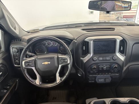 Used 2019 Chevrolet Silverado 1500 LT w/ All-Star Edition AWD/4WD image 3