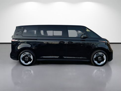New 2025 Volkswagen ID. Buzz Pro S image 2