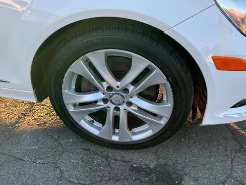 Used 2013 Mercedes-Benz C 300 4MATIC Sedan w/ Multimedia Pkg image 30