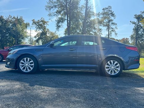 Used 2015 Kia Optima LX image 16