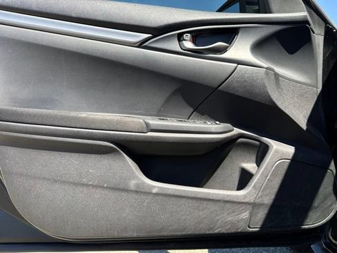 Used 2019 Honda Civic Sport image 9
