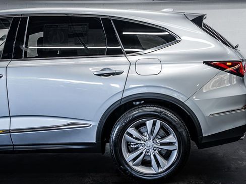 New 2026 Acura MDX SH-AWD image 11