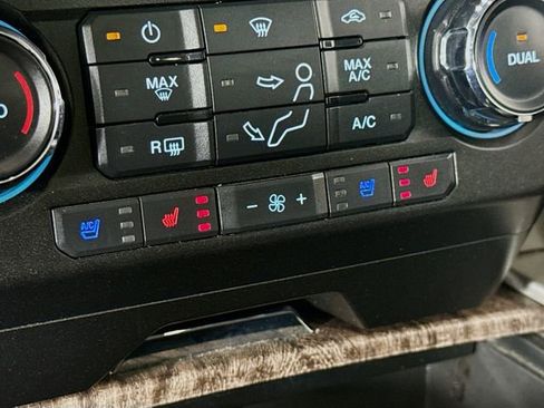 Certified 2019 Ford F450 Lariat w/ Tow Technology Bundle image 21