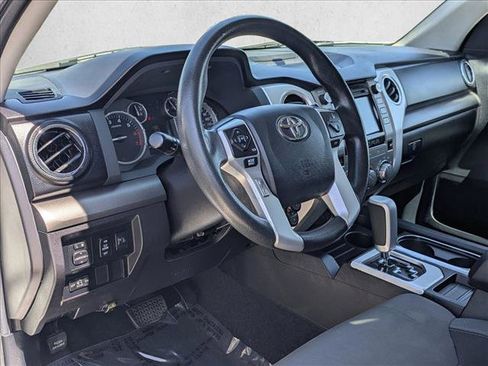 Used 2015 Toyota Tundra SR5 w/ SR5 Upgrade Package image 10