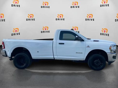 Used 2022 RAM 3500 Tradesman AWD/4WD image 4