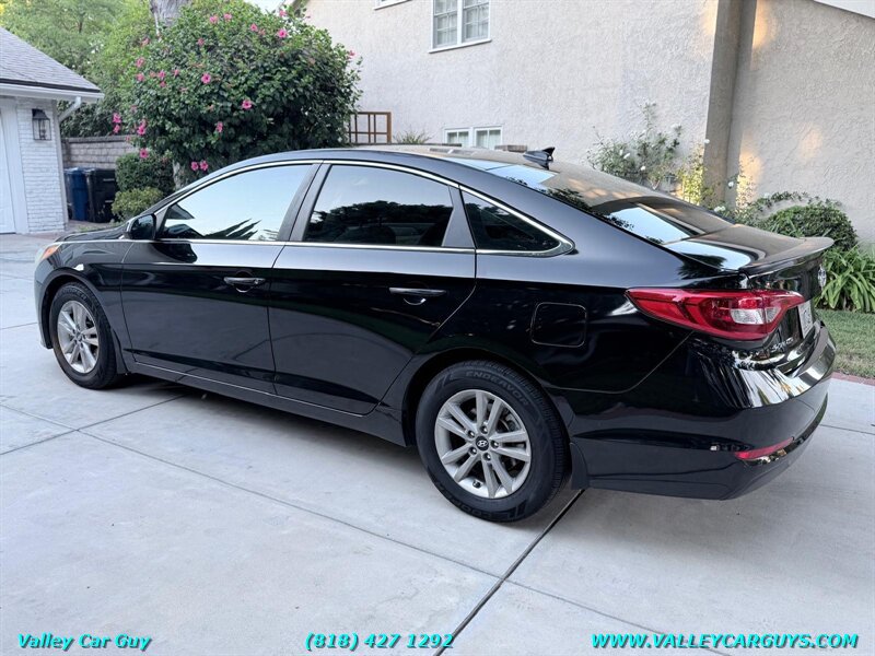 Used 2015 Hyundai Sonata SE FWD image 4