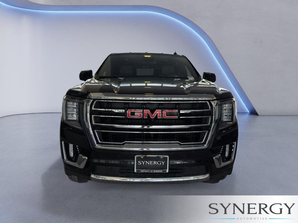 Used 2023 GMC Yukon SLT w/ SLT Premium Package RWD image 3