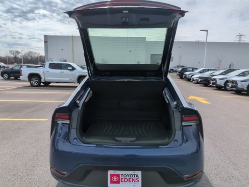 Used 2024 Toyota Prius XLE image 13