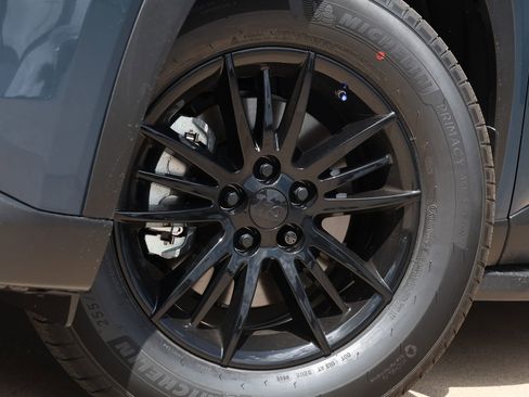 New 2026 Toyota Grand Highlander FWD image 11