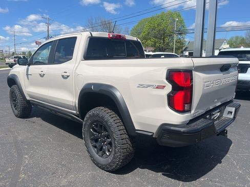 New 2026 Chevrolet Colorado ZR2 w/ Midnight Edition AWD/4WD image 3