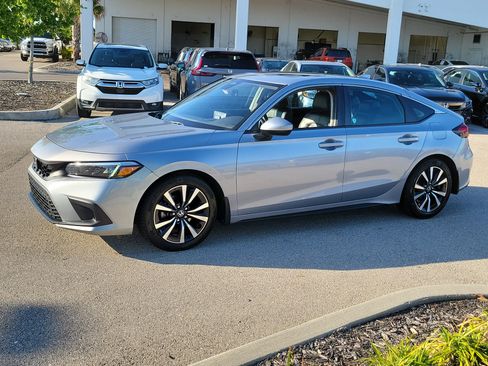 Used 2022 Honda Civic EX-L image 6