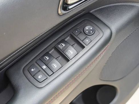 Certified 2025 Dodge Durango GT AWD/4WD image 19