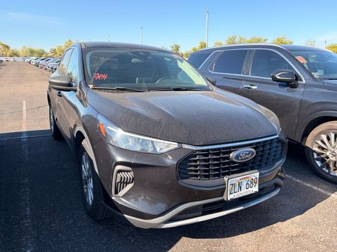 Used 2023 Ford Escape Active FWD image 4