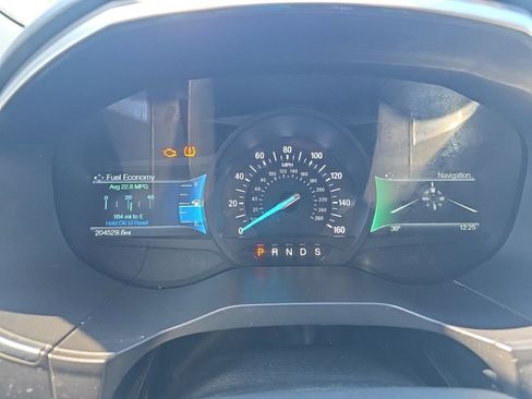 Used 2018 Ford Edge Titanium w/ Equipment Group 301A image 22