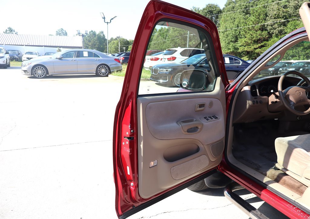 Used 2000 Toyota Tundra Limited RWD image 24