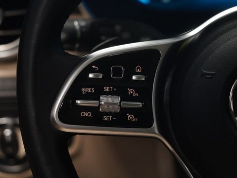 Certified 2022 Mercedes-Benz GLC 300 4MATIC image 17