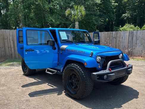 Used 2016 Jeep Wrangler Unlimited Rubicon AWD/4WD image 24