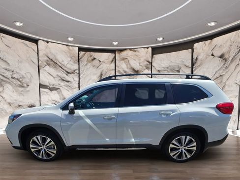Used 2022 Subaru Ascent Limited w/ Technology Package AWD/4WD image 5