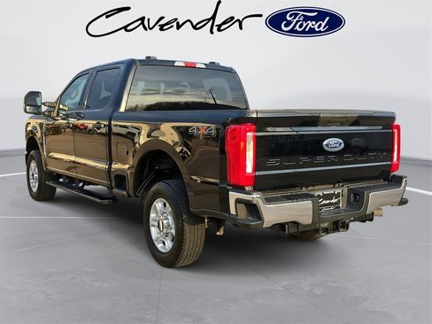 Used 2025 Ford F250 XLT image 7