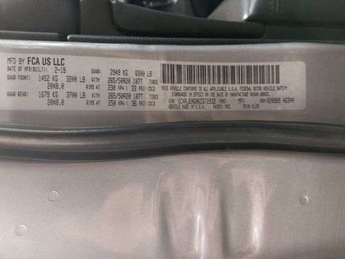 Used 2019 Jeep Grand Cherokee Altitude RWD image 33