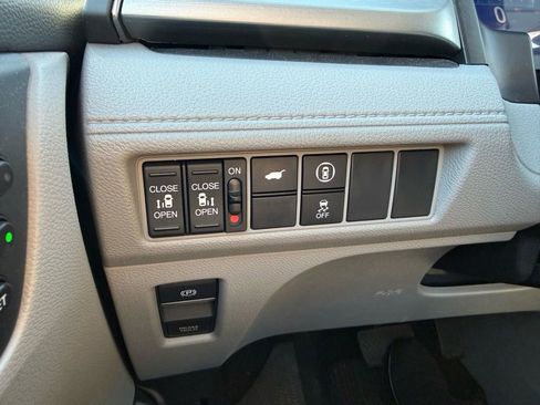 Used 2022 Honda Odyssey EX-L image 10