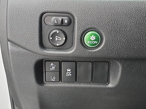 Used 2022 Honda Pilot TrailSport image 27