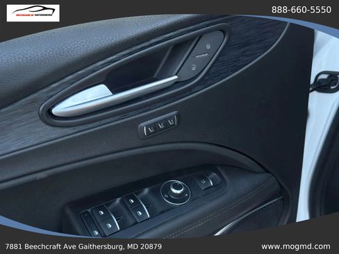 Used 2022 Alfa Romeo Stelvio Sprint AWD/4WD image 12