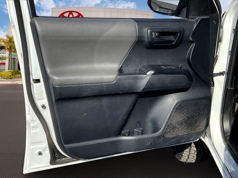 Used 2021 Toyota Tacoma SR image 22