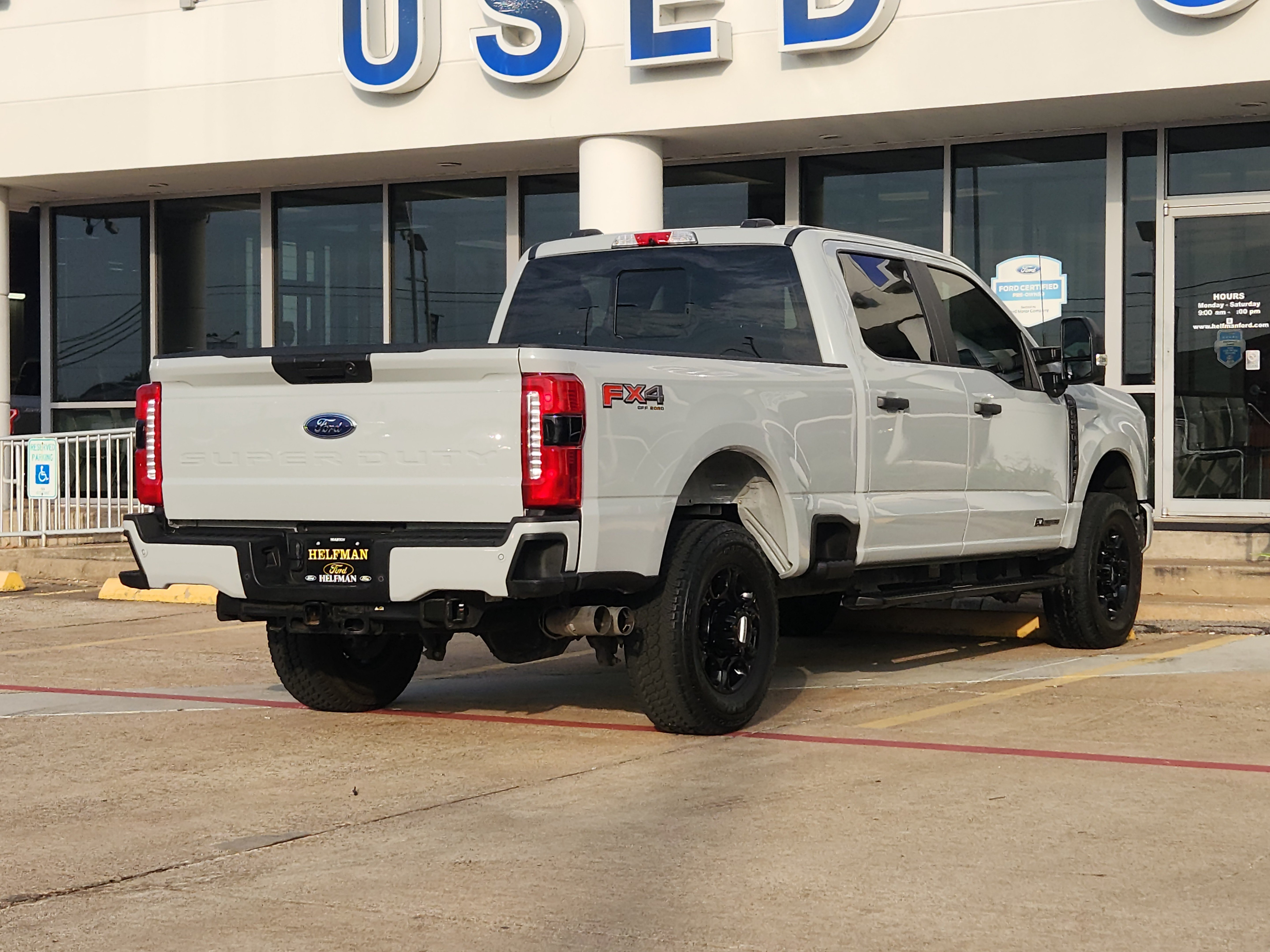 Used 2025 Ford F250 XL w/ STX Appearance Package AWD/4WD image 3