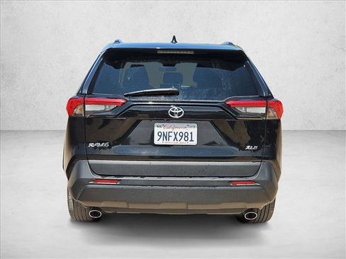 Used 2024 Toyota RAV4 XLE FWD image 7
