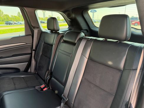 Used 2022 Jeep Grand Cherokee Laredo X AWD/4WD image 14