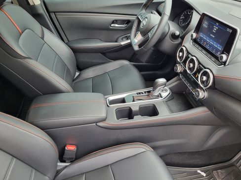 New 2025 Nissan Sentra SR w/ SR Premium Package image 7