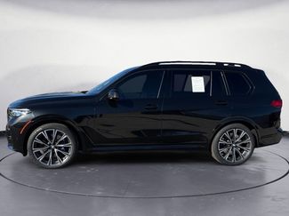 Used 2022 BMW X7 M50i video 2