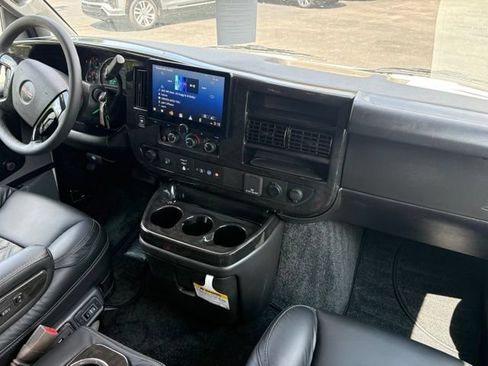 Used 2024 GMC Savana 2500 w/ Driver Convenience Package RWD image 23