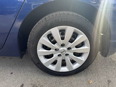 Used 2017 Nissan Sentra SV image 10