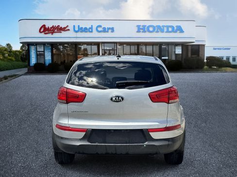 Used 2016 Kia Sportage LX AWD/4WD image 4