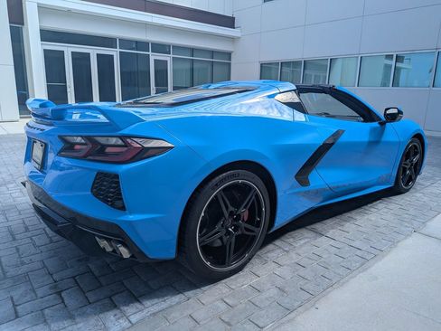 Used 2022 Chevrolet Corvette Stingray Premium Cpe w/ Z51 Performance Package RWD image 14