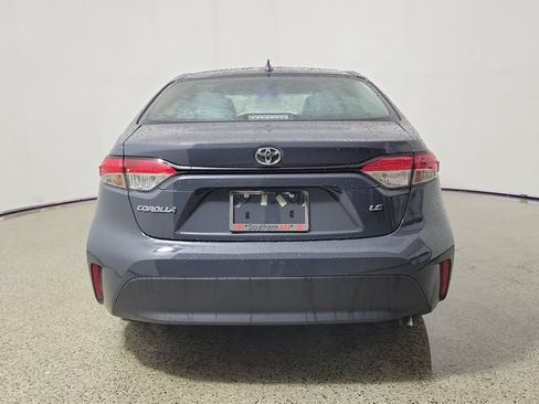 Used 2025 Toyota Corolla LE w/ Convenience Package FWD image 5