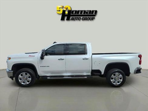 Used 2022 Chevrolet Silverado 2500 LTZ w/ LTZ Convenience Package image 2