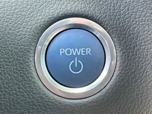 Used 2024 Toyota Tundra Limited image 35